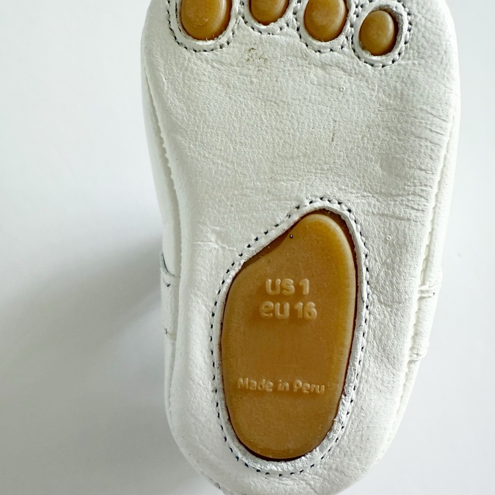 Elephantito Baby Ballerina Shoes with Bow - Picture 6 of 11